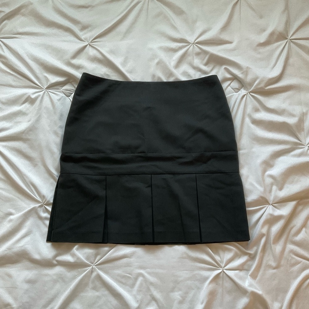 Le Château black pinstripe pleated midi skirt